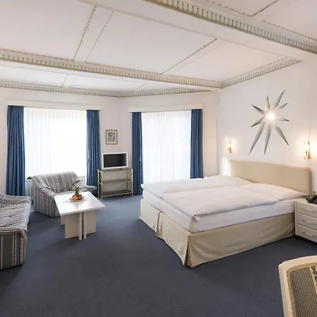 Hotel Languard 3*